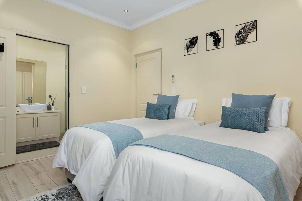 The Tram Home Stay Franschhoek Ngoại thất bức ảnh