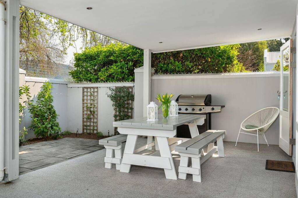 The Tram Home Stay Franschhoek Ngoại thất bức ảnh