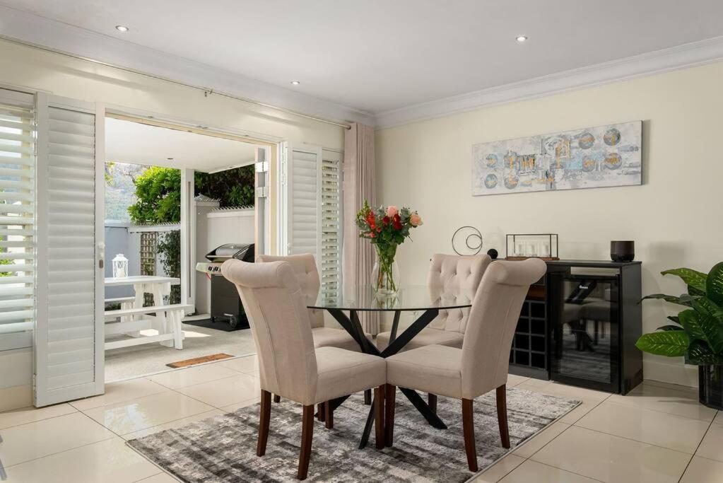 The Tram Home Stay Franschhoek Ngoại thất bức ảnh